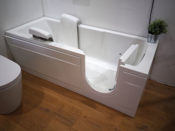 Walk In Tub Installation in Longwood