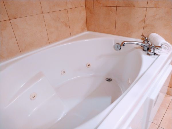 Acrylic Tub Installation in Longwood